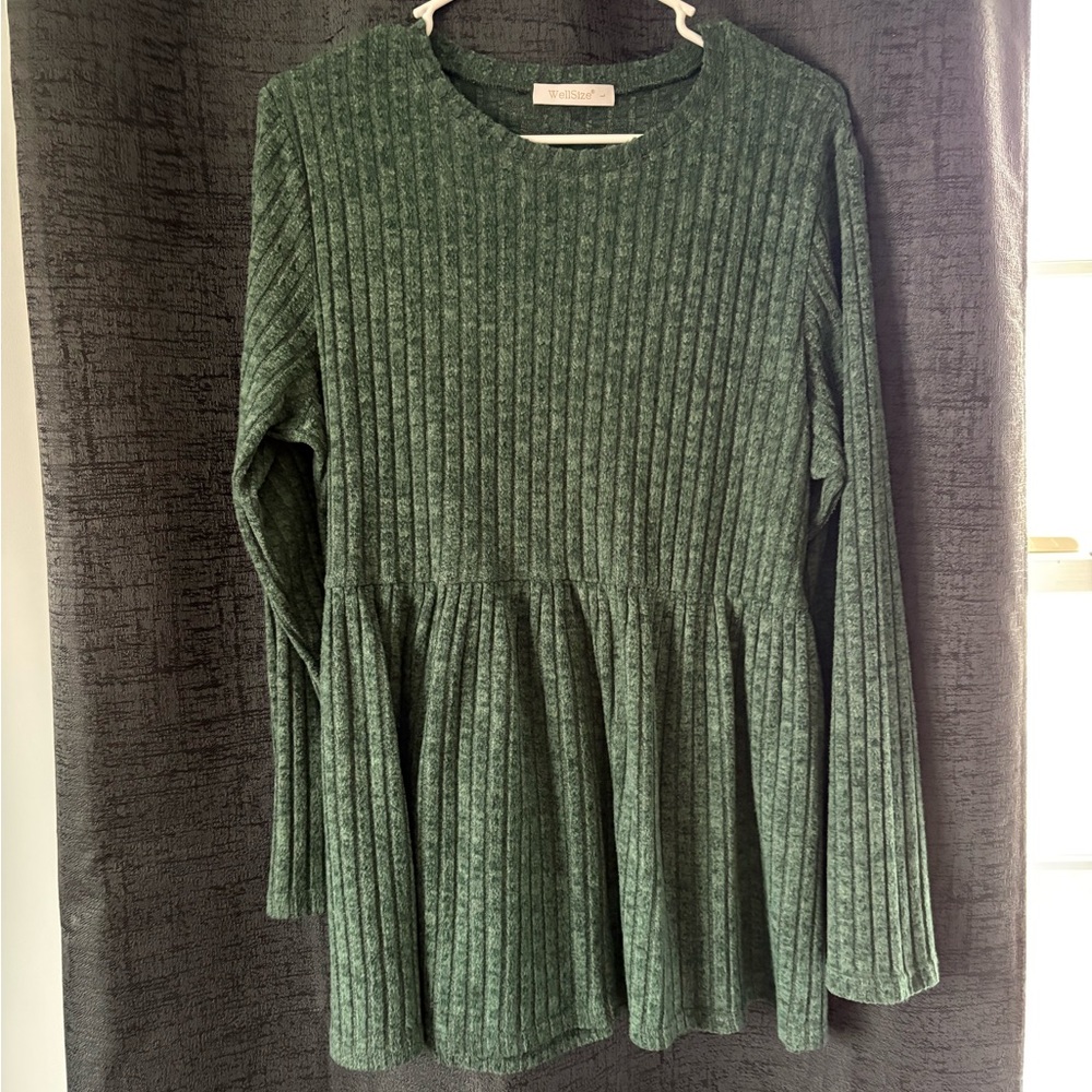 Green Ribbed Long Sleeve Peplum Top